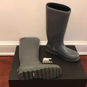 Joan Tall Gloss Rain Boots